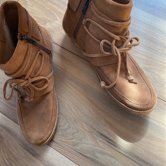 Ugg Women's Reid Moccasin - Chestnut Boots - Picture 15 of 15